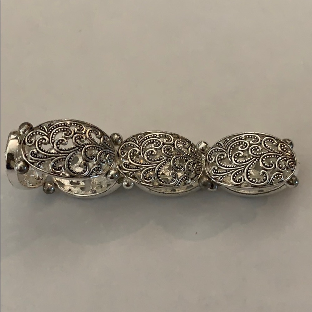 Silver tone bracelet